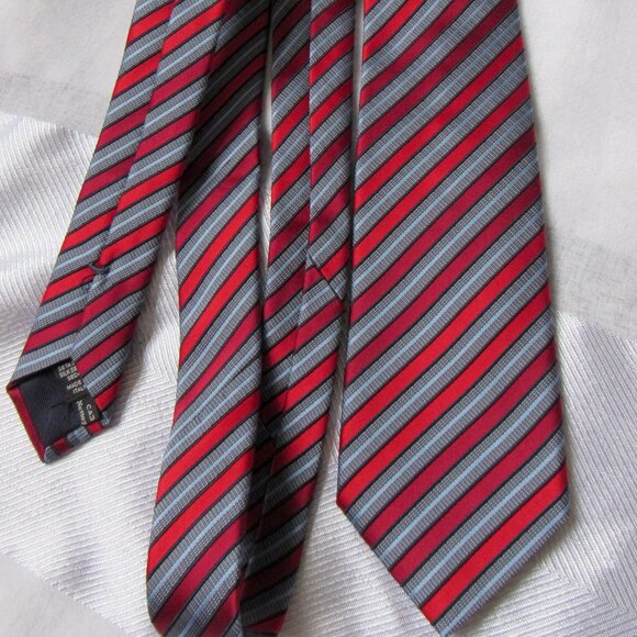 ERMENEGILDO ZEGNA 100% Silk Red Black & Silver Striped Tie  W 3" - Picture 4 of 5